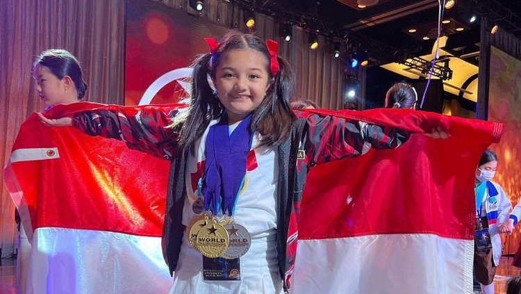 Arsy Hermansyah Menang Lomba Nyanyi di AS Arsy Hermansyah Menang Lomba Nyanyi di AS
