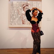 Padukan Busana Tradisional dan Modern, Simak Gaya Modis Asmara Abigail Pemeran 'Darminah' di Pengabdi Setan 2