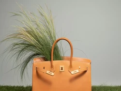 Preloved Luxury Fashion yang Kini Jadi Alternatif Belanja untuk Gaya Hidup Urban