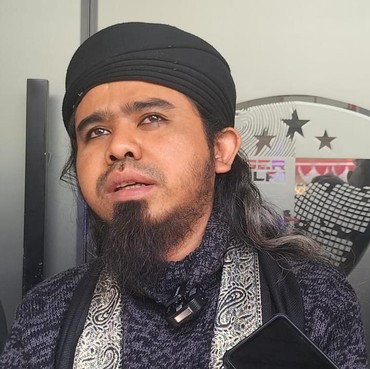 Beredar Video Gus Samsudin Salah Sebut Surat Al-Quran, Warganet Nggak Heran?