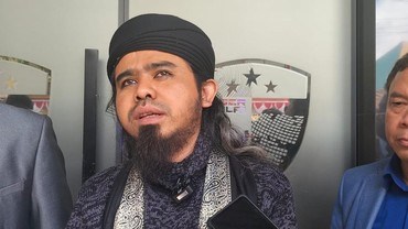 Beredar Video Gus Samsudin Salah Sebut Surat Al-Quran, Warganet Nggak Heran?