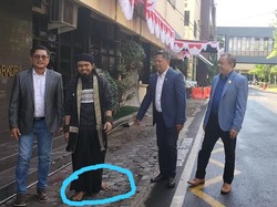 Cerita Gus Samsudin 7 Tahun Nyeker Demi Belajar Ilmu Sabar-Watak Bumi