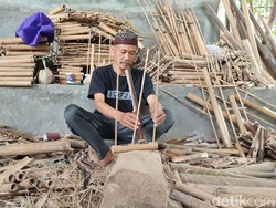 5 Fakta Kampung Angklung di Ciamis