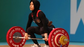 Siti Nafisatul Rebut Emas di Kejuaraan Asia Angkat Besi 2022