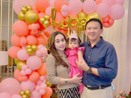 7 Potret Cantik Sarah Eliana Purnama, Anak Kedua Ahok dan Puput