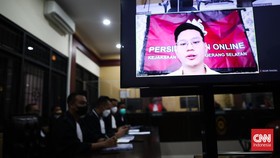 Indra Kenz Tetap Divonis 10 Tahun Penjara, Aset Dikembalikan ke Korban
