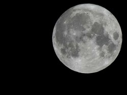 Ditemukan Pemancar Suhu Panas di Bulan, Ada Harapan Kehidupan