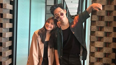 img-title 'Dilamar' Henry Lau Eks Suju, Prilly Latuconsina: Pakai Adat Apa Ya?