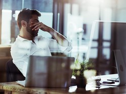 Workaholic Adalah: Ciri, Dampak, dan Cara Mengatasi