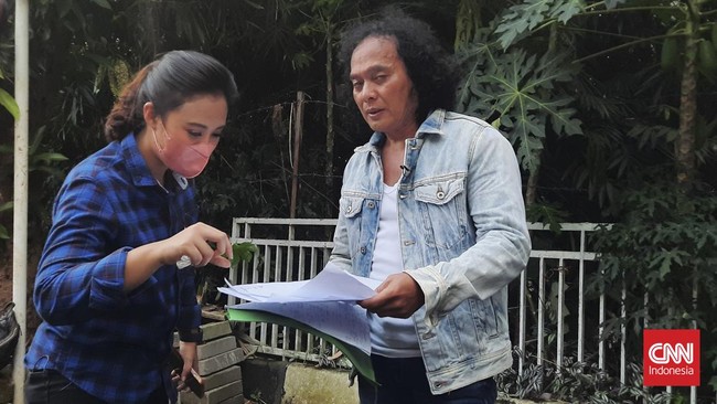 Sebelumnya Deolipa mengatakan pengacara baru mestinya berbicara dengan kuasa hukum terdahulu apabila surat kuasa dicabut.