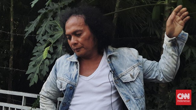 Deolipa berdalih, pernyataan dirinya yang menyebut adanya hubungan intim antara Putri Candrawathi dengan Kuat Ma'ruf hanyalah sebatas dugaan semata.