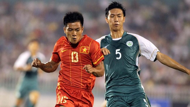 Sosok pria bertato marah-marah ke asisten wasit saat Vietnam dikalahkan Timnas Indonesia U-16 di Piala AFF U-16 2022, dia adalah Nguyen Quang Hai.