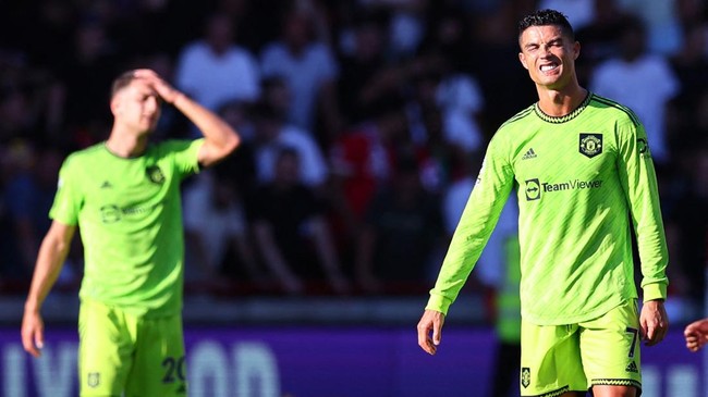 Cristiano Ronaldo menyampaikan pesan lewat akun media sosialnya usai bermain selama 22 menit saat Manchester United mengalahkan Southampton.