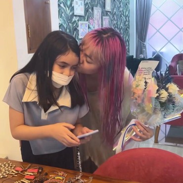 Isi Kado Ultah Marshanda dari Ben Kasyafani & Istri Bikin Haru