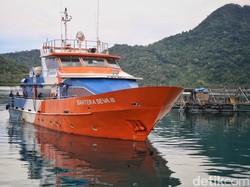 Nggak Gampang! Akses Perbankan di Pulau Terpencil Harus Terjang Ombak
