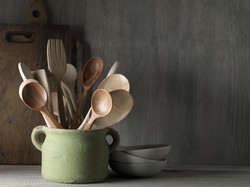 5 Tips Bersihkan Sutil dan Sendok Kayu Agar Awet dan Tak Bau