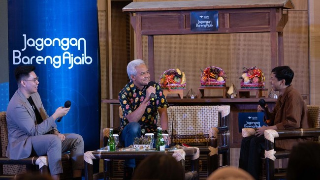 Gubernur Jawa Tengah, Ganjar Pranowo, mengaku kagum dengan kreativitas dan inovasi dari Sultan Gustaf Al Ghozali atau yang lebih dikenal dengan Ghozali Everyday