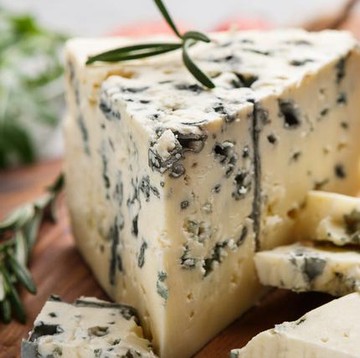 Viral di TikTok, Ternyata Ini Daftar Manfaat Blue Cheese untuk Kesehatan!