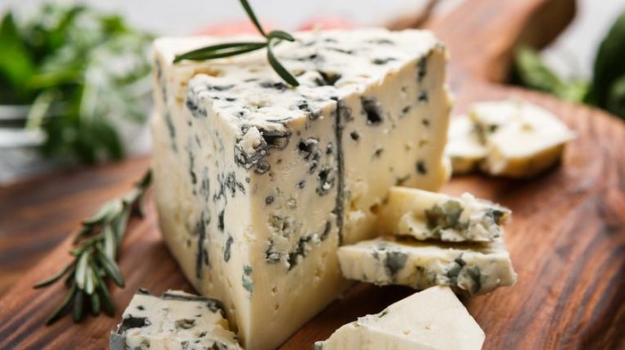 Viral di TikTok, Ternyata Ini Daftar Manfaat Blue Cheese untuk Kesehatan!