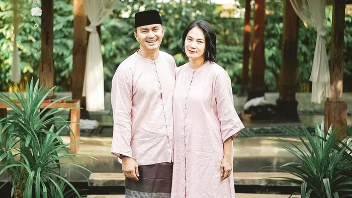 Langgeng dan Jauh dari Gosip Miring, Ini 9 Artis Cantik yang Dulunya 'Ratu Sinetron' di Tahun 90-an Bersama Pasangan Langgeng dan Jauh dari Gosip Miring, Ini 9 Artis Cantik yang Dulunya 'Ratu Sinetron' di Tahun 90-an Bersama Pasangan