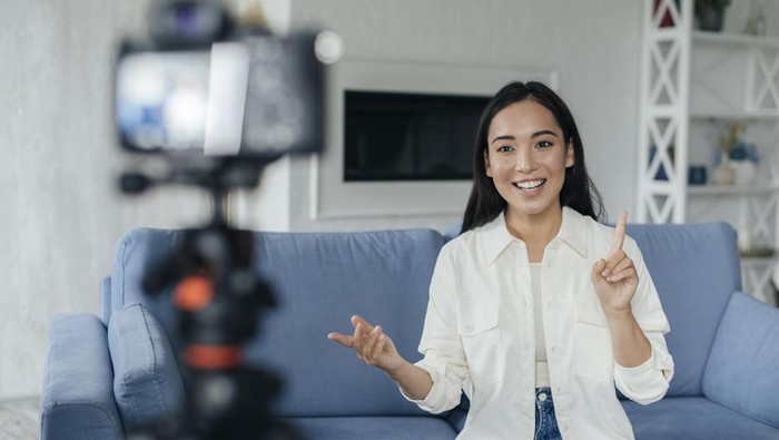 img-title Mau Raup Cuan dari Media Sosial Sebagai Influencer? Begini Caranya, Mudah kok!