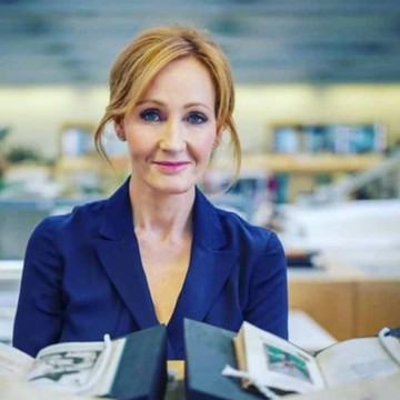 7 Buku Favorit J.K Rowling, Ada yang Jadi Inspirasi saat Menulis Novel Harry Potter!