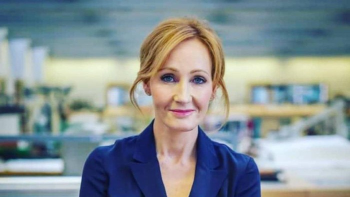 7 Buku Favorit J.K Rowling, Ada yang Jadi Inspirasi saat Menulis Novel Harry Potter!