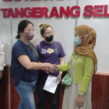 img-title Update Curi Cokelat di Alfamart: Kedua Belah Pihak Berdamai, Polisi Hentikan Proses Hukum