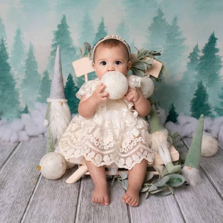 <p>Baby Blair adalah putri kecil dari aktor tampan Randy Pangalila dan sang istri yang berdarah Kanada. Cantik dan menggemaskan banget, ya! (Foto: Instagram: @randpunk)</p>