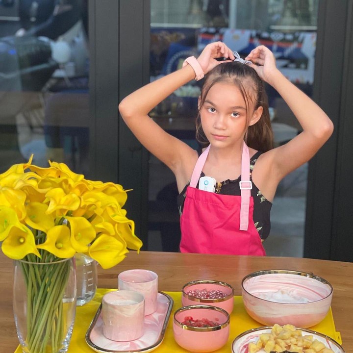 <p>Chloe Valentine Lynch merupakan anak dari Melaney Ricardo dan Tyson, Bunda. Tak hanya memiliki wajah bule, Chloe juga sangat cantik dan menawan, lho. (Foto: instagram: @melaney_ricardo)</p>