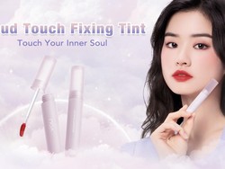 Nutrisi Bibir dengan Formula Pilihan Y.O.U Cloud Touch Fixing Tint