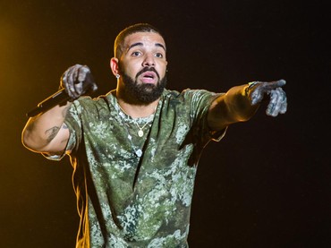Drake Berhasil Pecahkan Rekor The Beatles lewat Lagu 'Staying Alive'