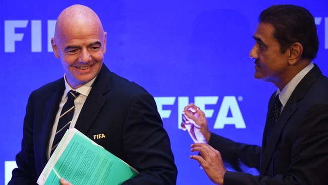 Mahkamah Agung India akan menggelar sidang darurat pada Rabu (17/8) untuk membahas sanksi pembekuan Federasi Sepak Bola India (AIFF) oleh FIFA.
