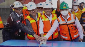 Menteri Investasi Lepas Pengiriman Konsentrat Tembaga Freeport