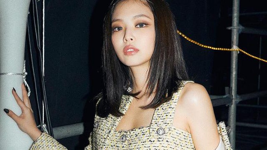 Gaya Seksi Jennie BLACKPINK