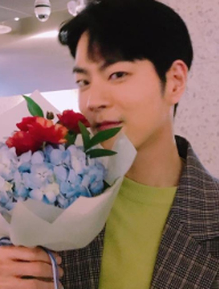 Ia semakin dikenal dalam skala global ketika ikut dalam acara 'We Got Married' bersama Yura 'Girl's Day', serta perannya sebagai Wang Yo dalam drama 'Scarlet Heart Ryeo'./ foto: instagram.com/hjonghyun