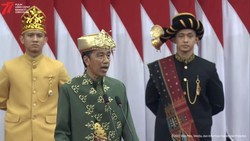 Makna Baju Adat Bangka Belitung yang Dipakai Jokowi Saat Rapat Tahunan