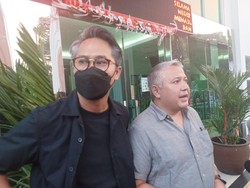 Oknum Notaris Dihukum Ringan, Nirina Zubir Ungkap Kekecewaan Lewat Emoticon