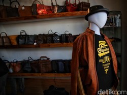 Kerajinan Kulit Garut: Dari Terompah Belanda Ningrat-Jaket Pilot PD II