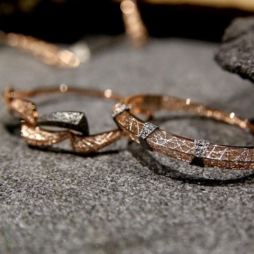 AMERO Lestarikan Budaya lewat Koleksi 'LAVANI-BOROBUDUR SERIES'