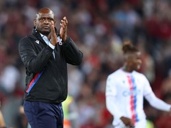 Patrick Vieira Jadi Pelatih Genoa, Balotelli Jadi Batu Sandungan