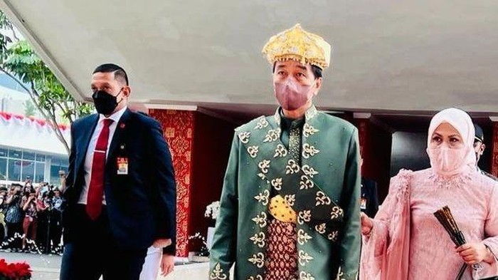 Simak Baju Adat Presiden Jokowi di Sidang Tahunan MPR dari Masa ke Masa