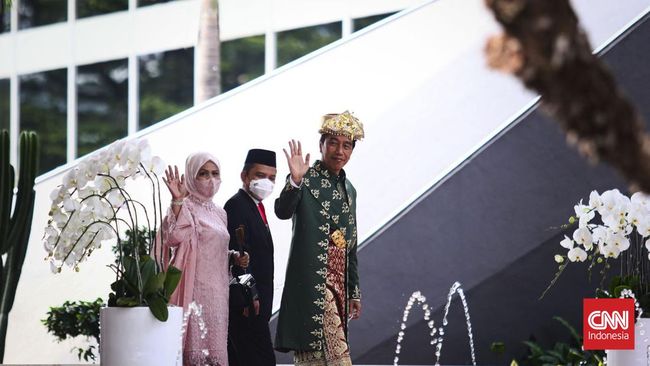 Presiden Jokowi memakai baju adat Bangka Belitung saat Sidang Tahunan MPR RI tahun 2022.