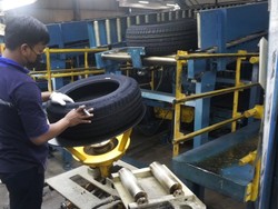 Tak Banyak yang Beli Bannya, Michelin: Risiko Jualan Ban Bagus