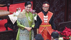 Saat Sri Mulyani Cemberut Gegara Dikhianati 'Bestie' Retno Marsudi