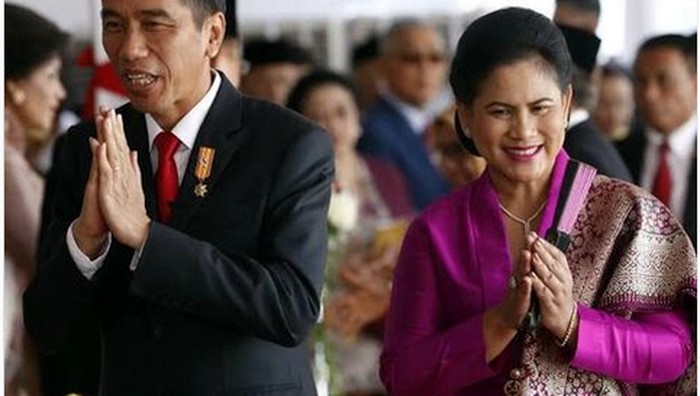 Intip Gaya 3 Ibu Negara Indonesia yang Tampil Anggun dalam Balutan Kebaya Intip Gaya 3 Ibu Negara Indonesia yang Tampil Anggun dalam Balutan Kebaya