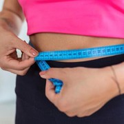 Cuma 5 Menit Sehari, Ini Cara Melakukan Metode Handuk ala Jepang untuk Bantu Ratakan Perut Buncit