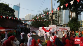 FOTO: Momen-momen Upacara 77 Tahun Kemerdekaan RI di Seluruh Jakarta