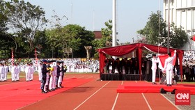 Upacara HUT RI di Solo, Bendera Tak Berkibar karena Pengait Patah