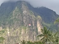 Bendera Merah Putih Akan Dikibarkan di 2 Tebing dan Bawah Laut Trenggalek